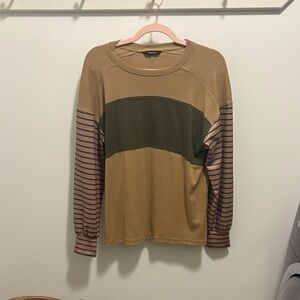 Chic Colorblock Long Sleeve Top